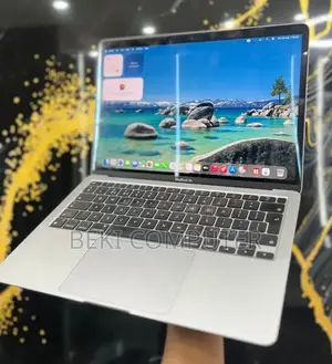 New Laptop Apple MacBook Air 2020 M1 16GB Apple M1 SSD 256GB