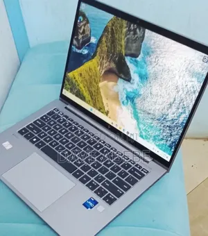 New Laptop HP ZBook 14 16GB Intel Core i7 SSD 512GB