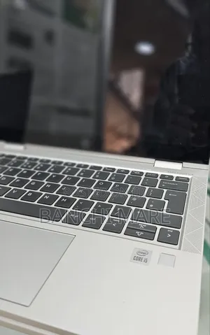 New Laptop HP EliteBook 830 G7 8GB Intel Core i5 SSD 512GB