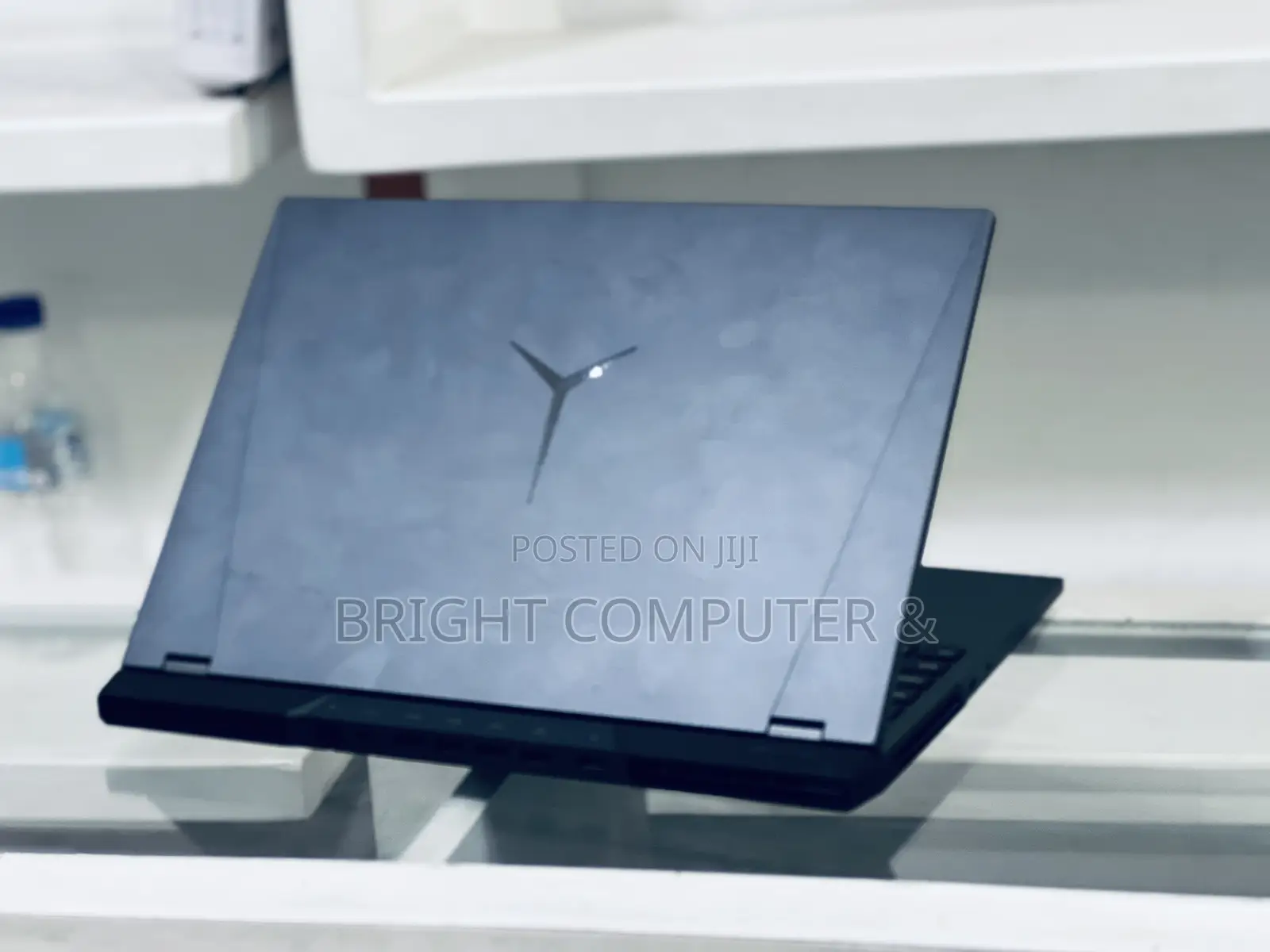 New Laptop Lenovo Legion 5 16GB AMD Ryzen 7 SSD 512GB