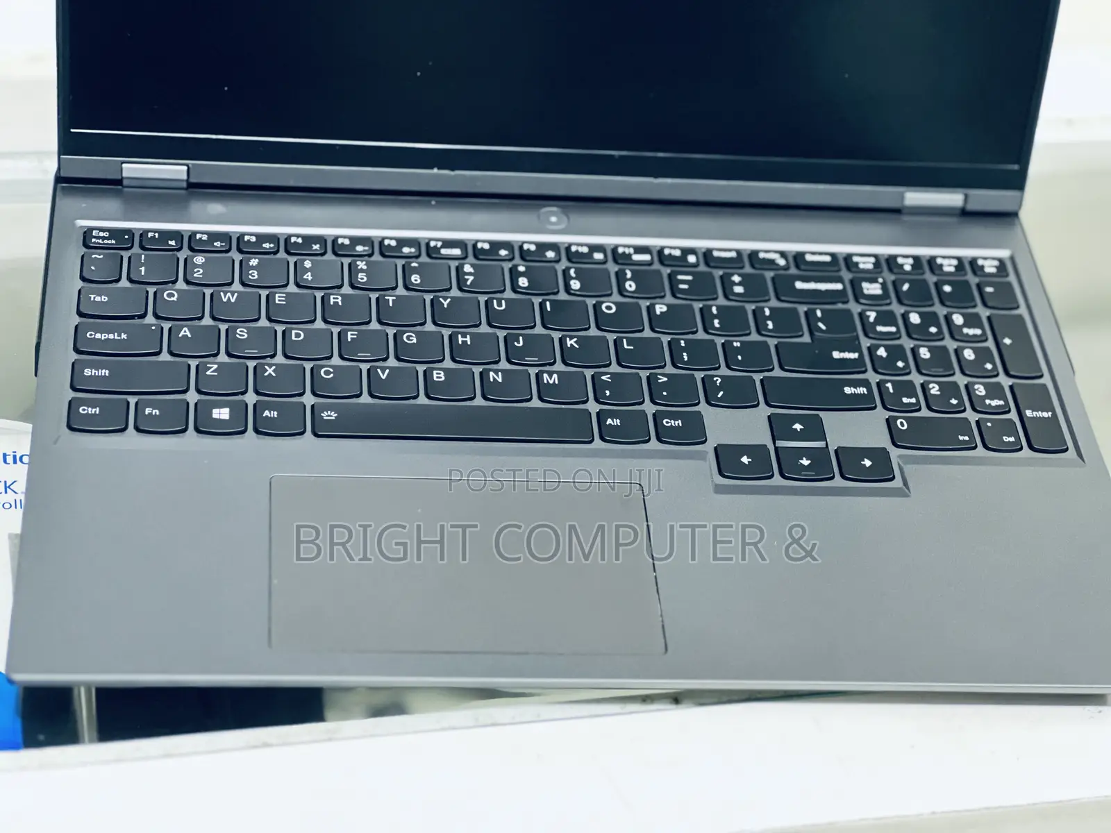 New Laptop Lenovo Legion 5 16GB AMD Ryzen 7 SSD 512GB