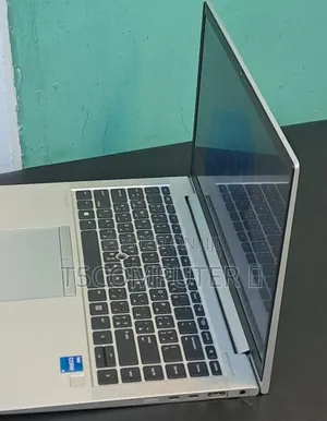New Laptop HP EliteBook 840 G8 16GB Intel Core i5 SSD 512GB