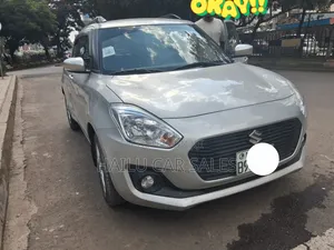 Suzuki Swift 2021 Silver
