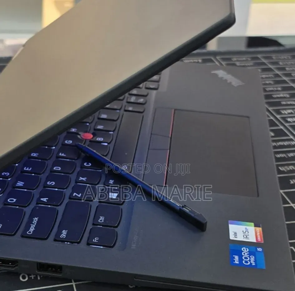 New Laptop Lenovo ThinkPad x13 Yoga 16GB Intel Core i5 SSD 512GB