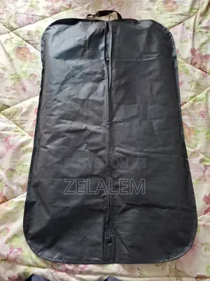 የወንድ መሉ ልብስ ሱፍ