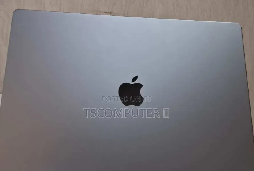 New Laptop Apple MacBook Pro 2021 M1 16GB Apple M1 Pro SSD 1T