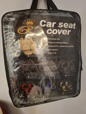 የመኪና ወንበር ልብስ ሙሉ ሴት
