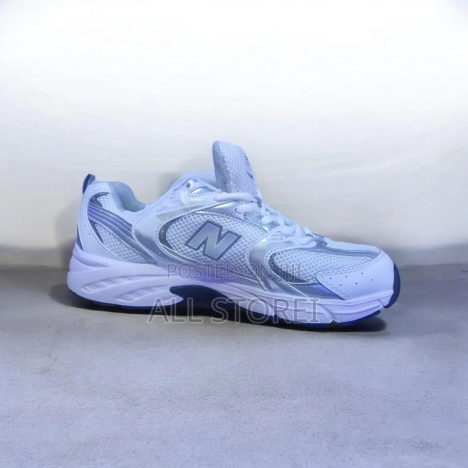 New Balance 530