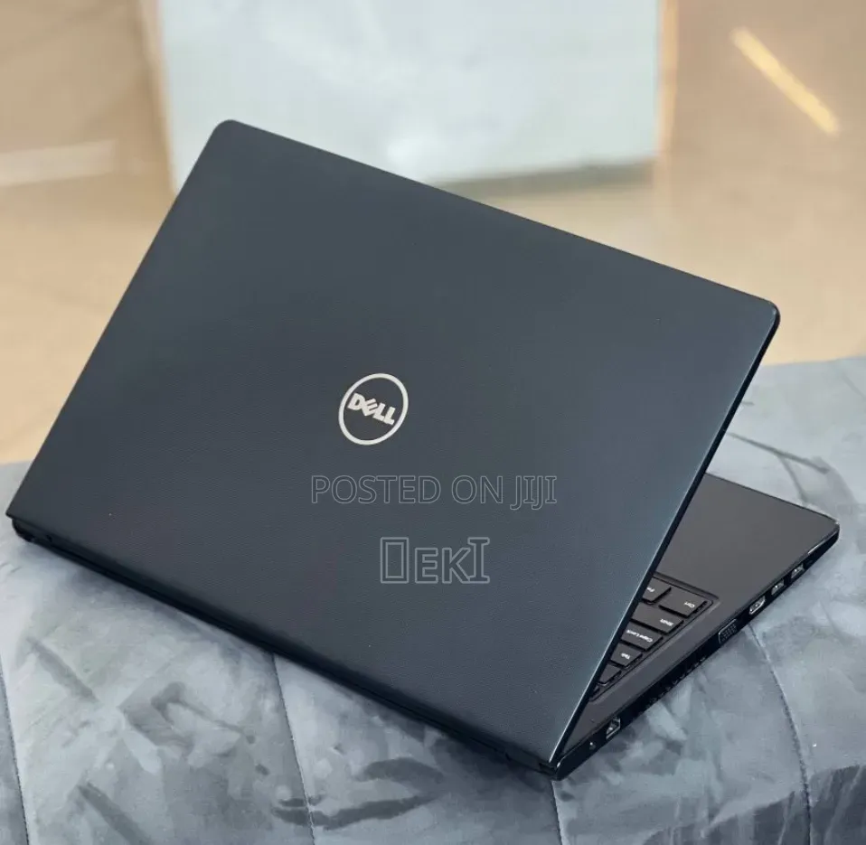 Laptop Dell Vostro 15 3000 8GB Intel Core i5 HDD 500GB
