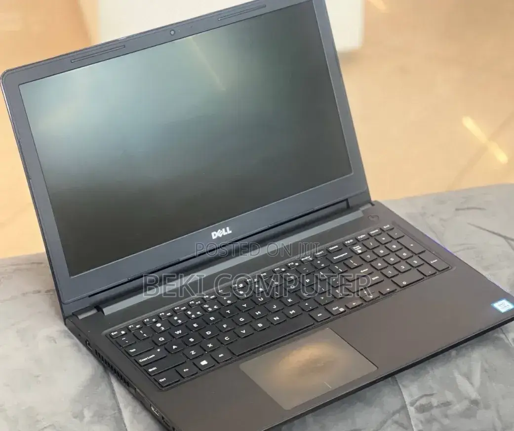 Laptop Dell Vostro 15 3000 8GB Intel Core i5 HDD 500GB