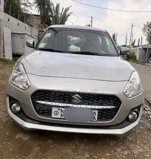 Suzuki Swift 2021 Silver