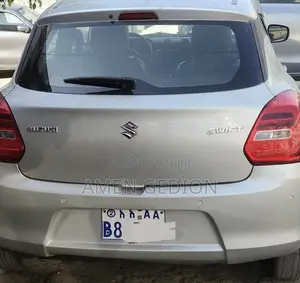 Suzuki Swift 2021 Silver