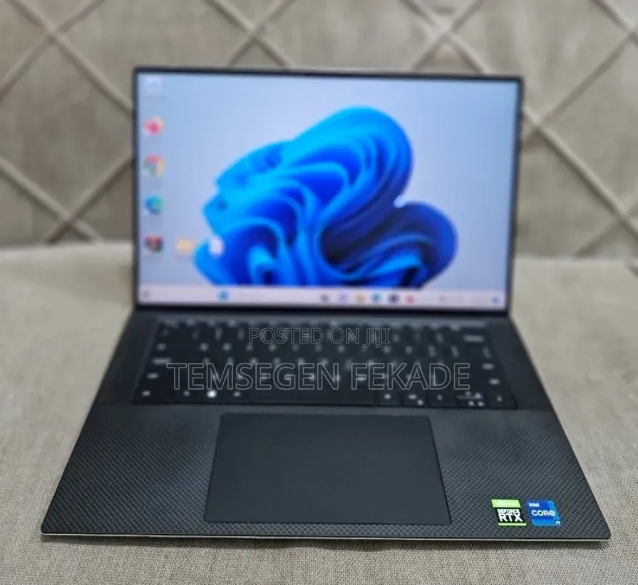 New Laptop Dell XPS 15 16GB Intel Core i7 SSD 512GB