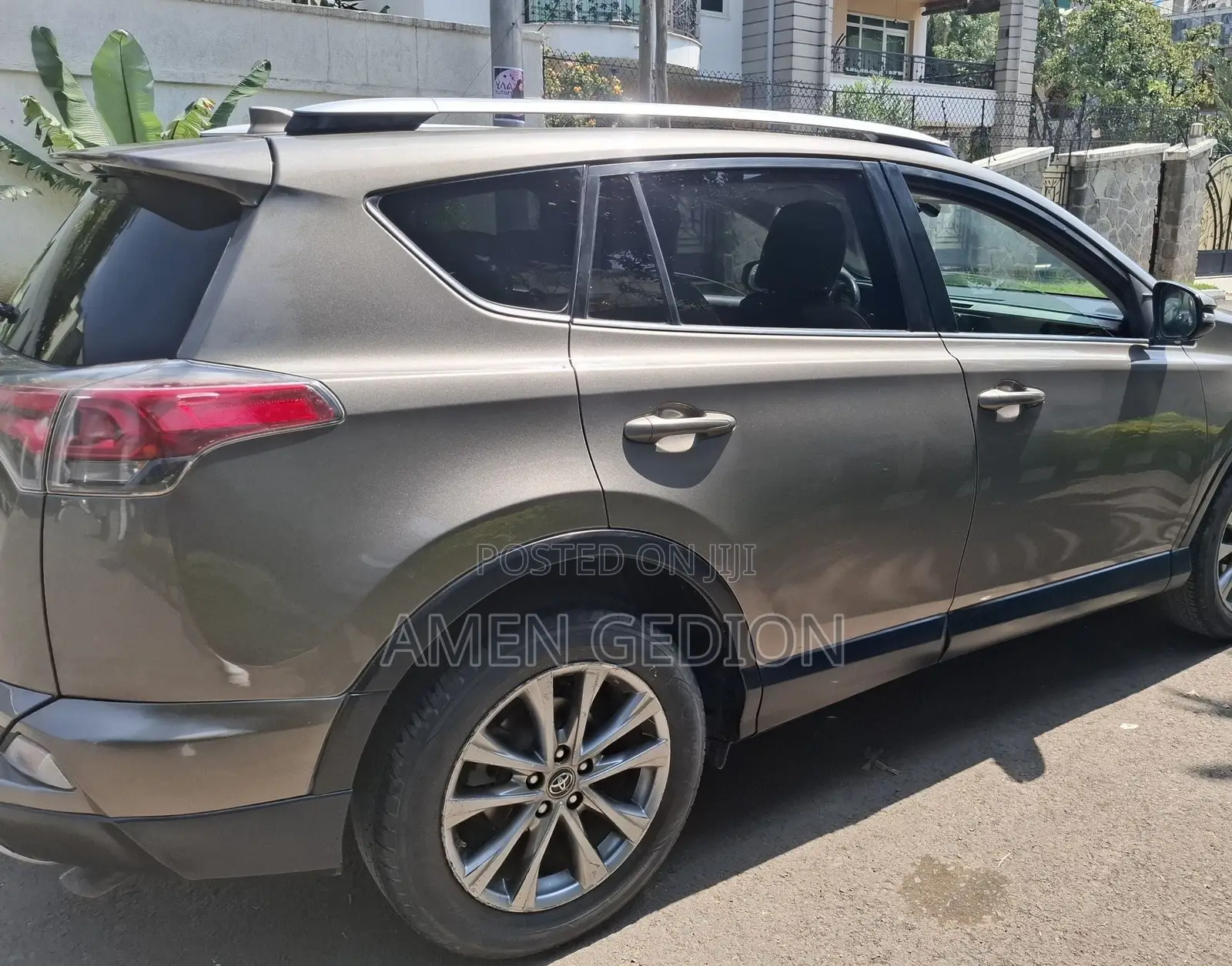 Toyota RAV4 2017 Brown