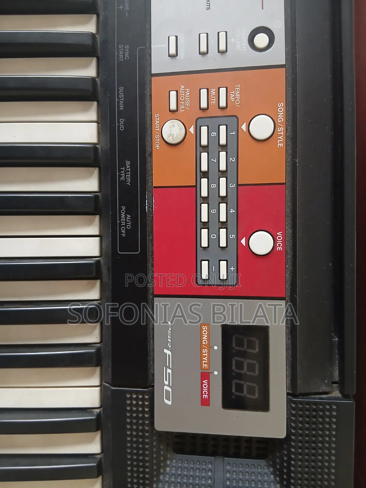 Yamaha Keyboard PSR F50