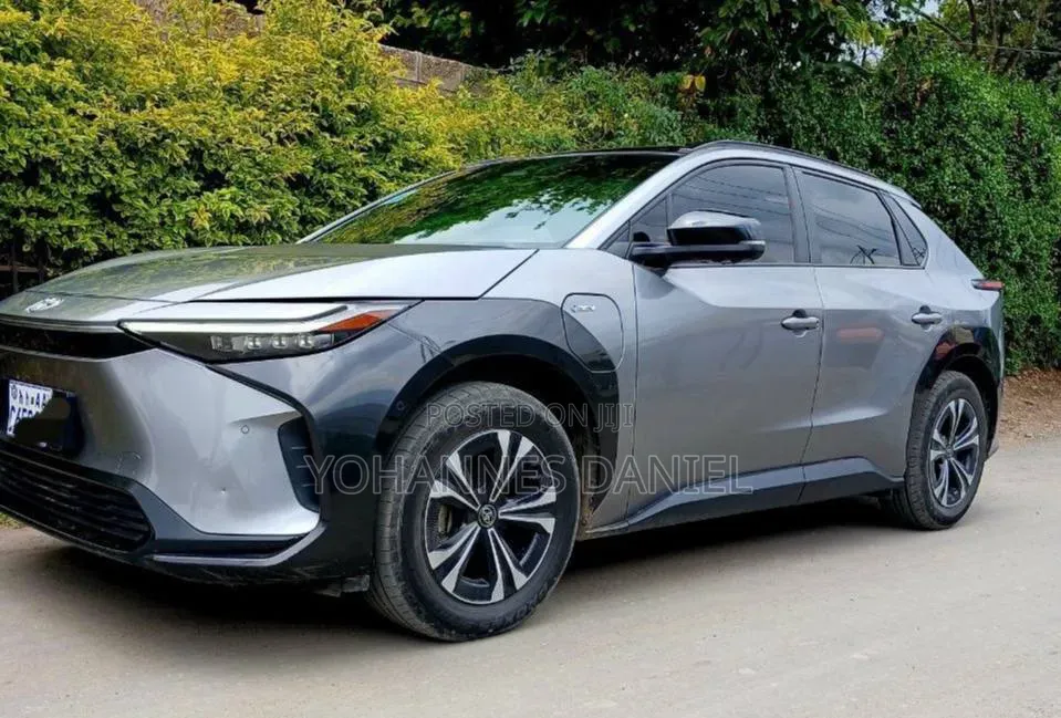 New Toyota bZ4X 2025 Gray