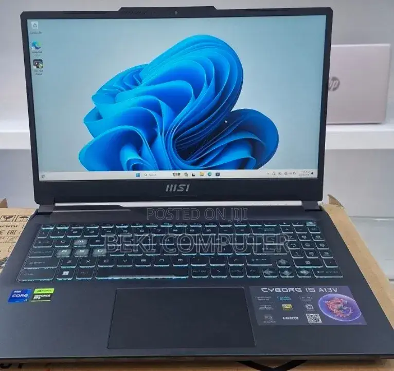 New Laptop MSI Cyborg 15 16GB Intel Core i7 SSD 1T