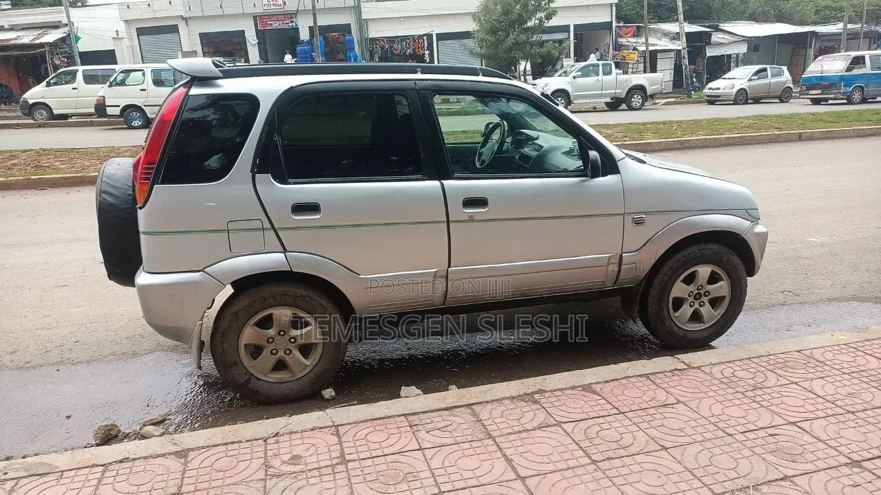 Daihatsu Terios 1997 Silver