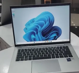 New Laptop HP EliteBook 840 10 16GB Intel Core i7 SSD 512GB