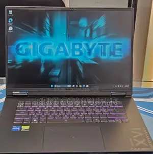 New Laptop Gigabyte GAMING A16 16GB Intel Core i7 SSD 1T