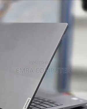 New Laptop Lenovo 8GB Intel Core i5 SSD 512GB