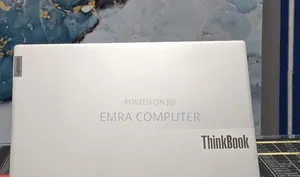 New Laptop Lenovo 8GB Intel Core i5 SSD 512GB
