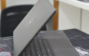 New Laptop Dell 16GB Intel Core i5 SSD 512GB