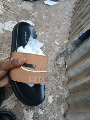 ምርጥ ጫማዎች  አሉ የምጡ ይግዙ Luxury Slippers Shoes