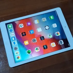 New Apple iPad Air 64 GB Silver