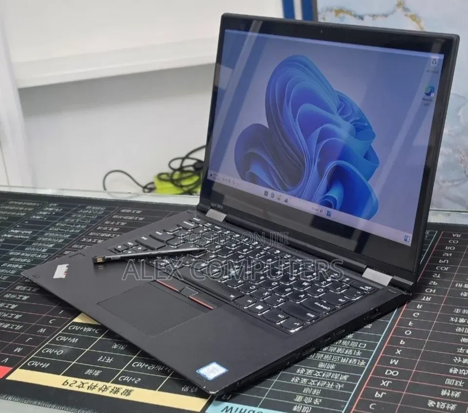 New Laptop Lenovo ThinkPad X380 Yoga 16GB Intel Core i5 SSD 256GB