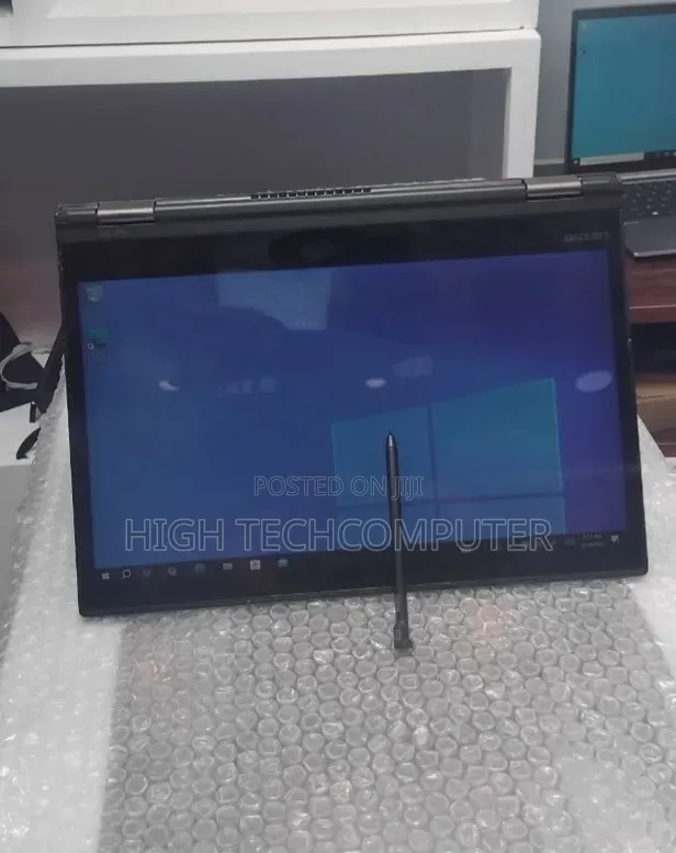 New Laptop Lenovo ThinkPad Yoga 370 8GB Intel Core i5 SSD 256GB