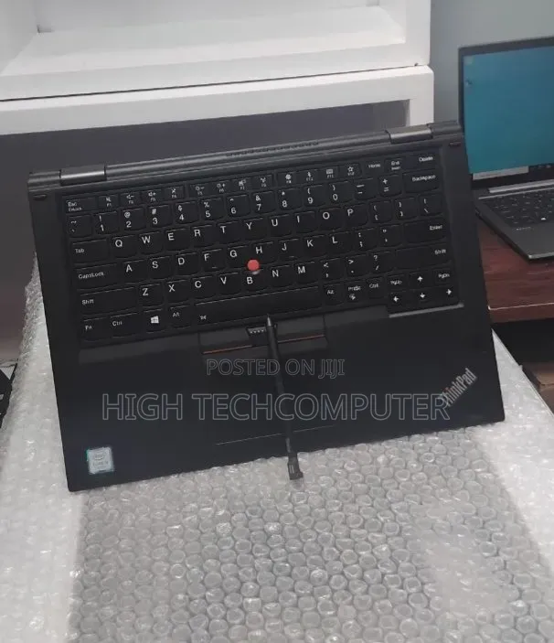 New Laptop Lenovo ThinkPad Yoga 370 8GB Intel Core i5 SSD 256GB