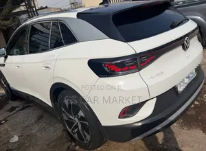 Volkswagen ID.4 Crozz 77 kWh RWD 2022 White
