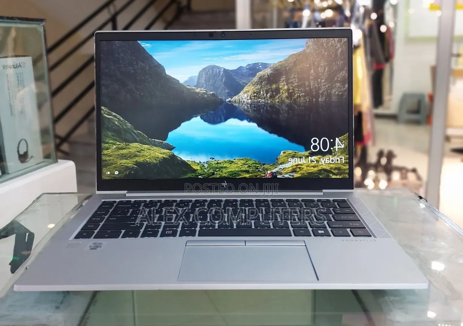 New Laptop HP EliteBook 830 16GB Intel Core i7 SSD 512GB
