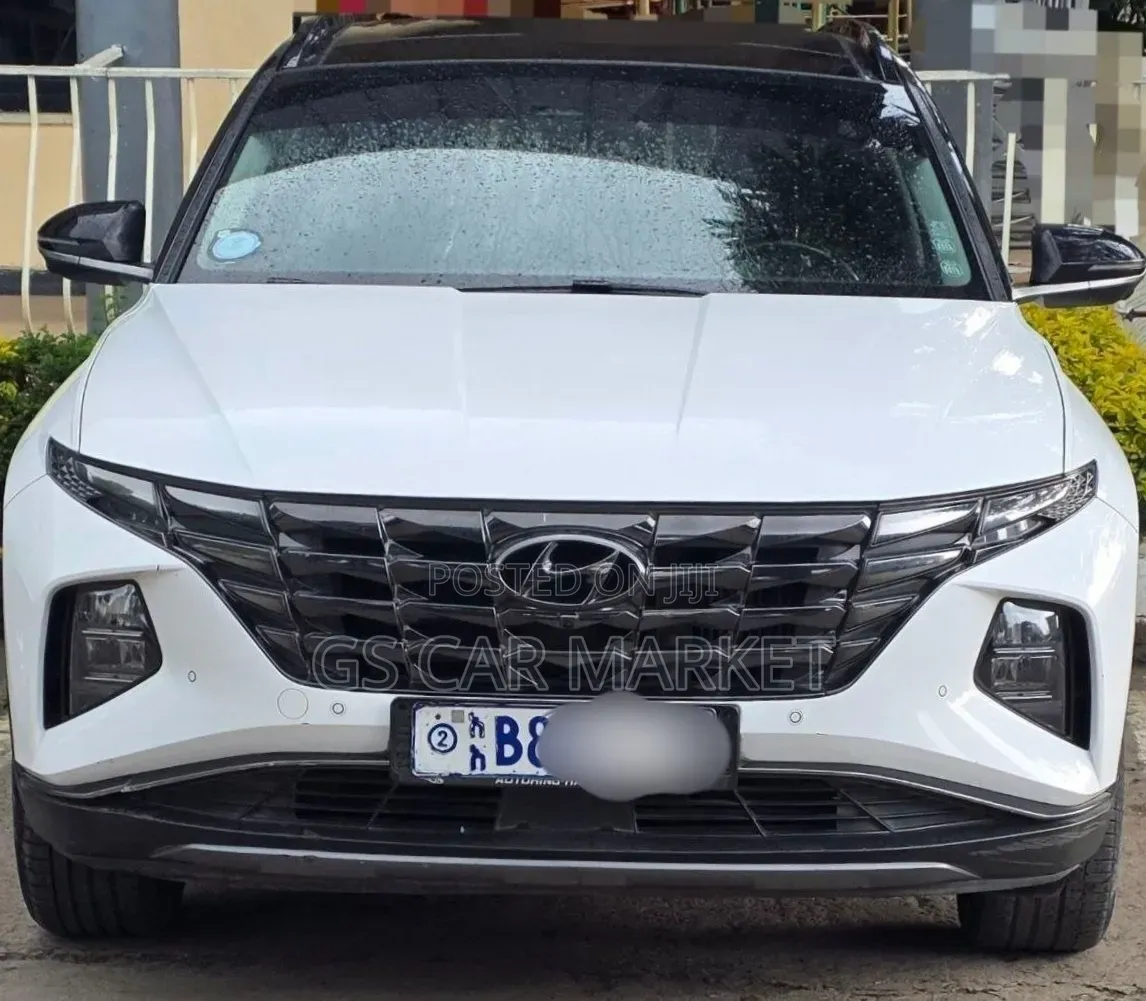 Hyundai Tucson 2021 White