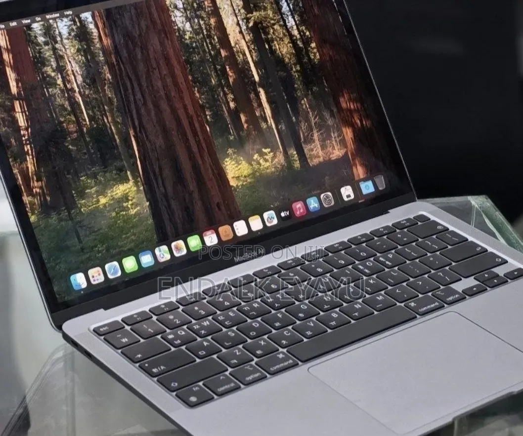 New Laptop Apple MacBook Air 2020 M1 8GB Apple M1 SSD 256GB