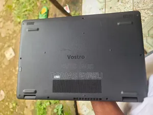 Laptop Dell Vostro 15 3000 8GB Intel Core i5 SSD 1T