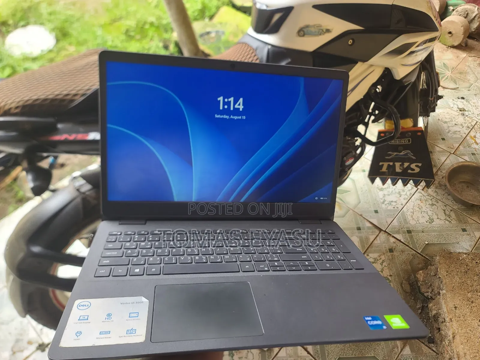 Laptop Dell Vostro 15 3000 8GB Intel Core i5 SSD 1T