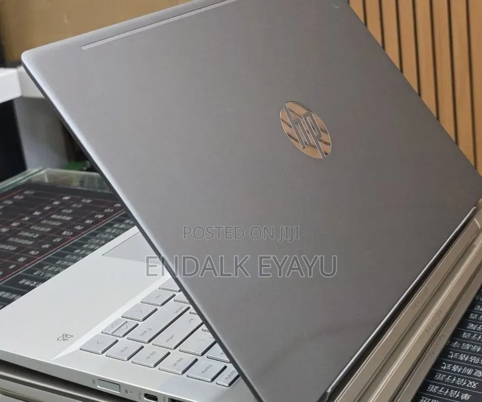 New Laptop HP Pavilion 14 8GB Intel Core i5 SSD 512GB