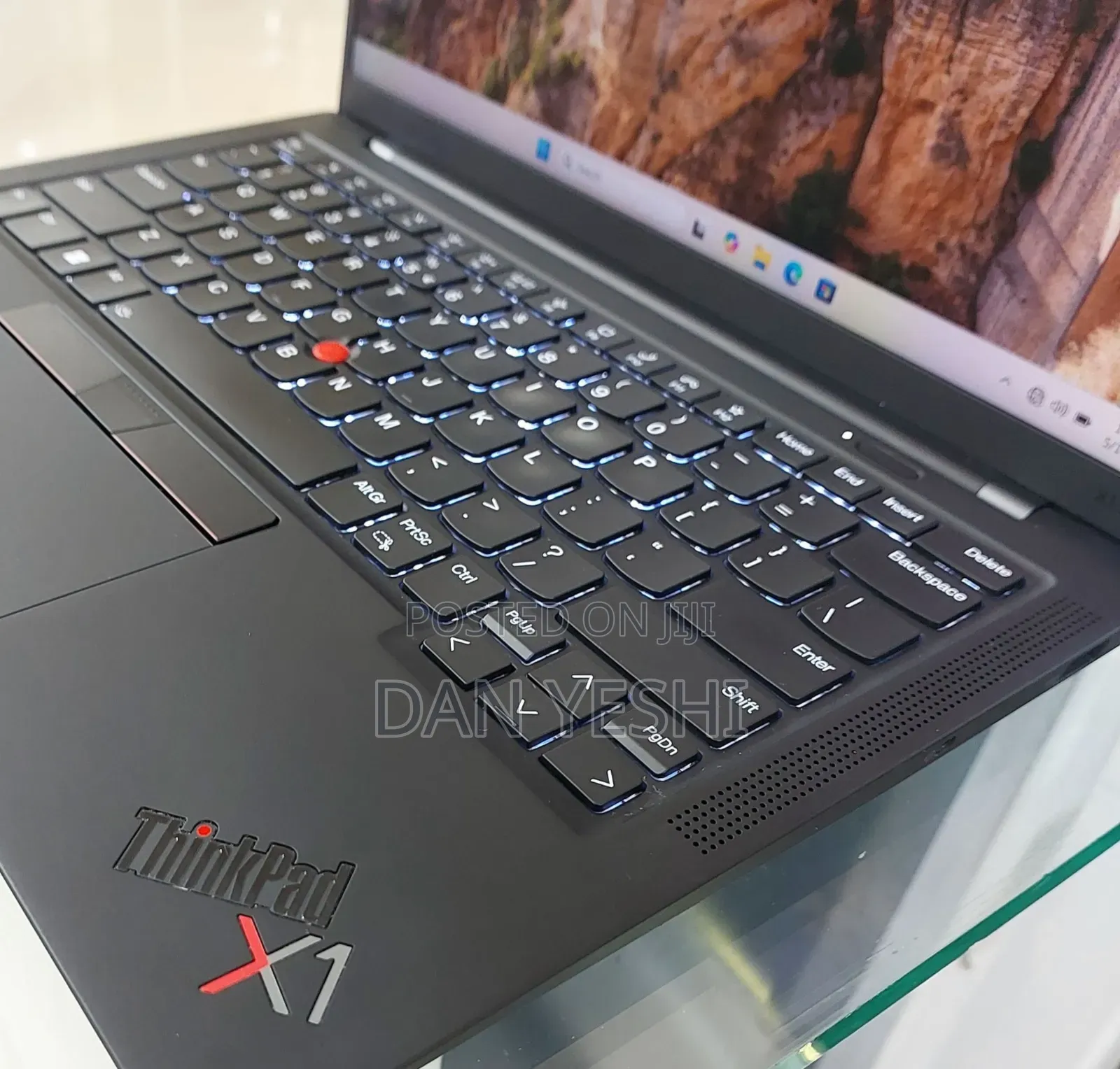 New Laptop Lenovo ThinkPad X1 Carbon 16GB Intel Core i5 SSD 512GB