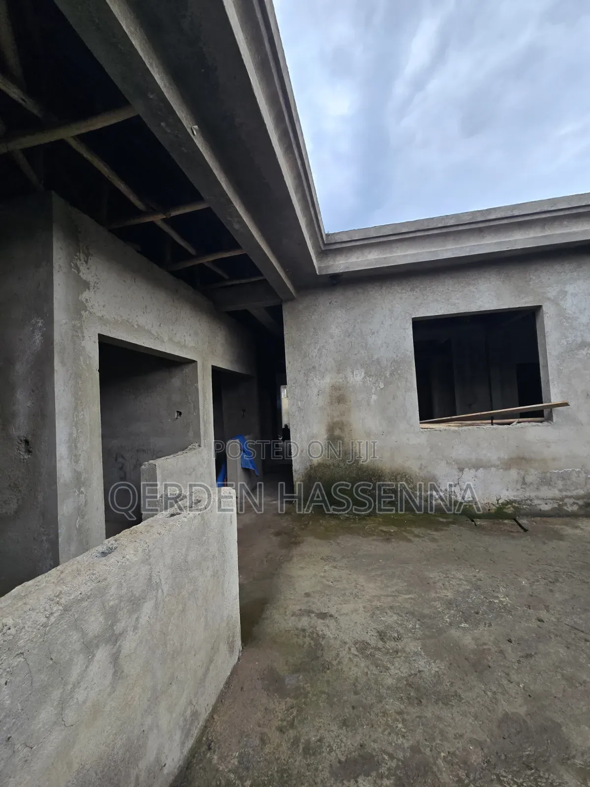 5bdrm Villa in Qerden Hasenna, Nifas Silk-Lafto for sale