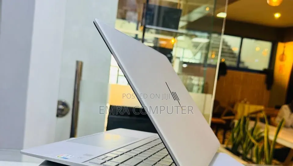 New Laptop HP 16GB Intel Core i7 SSD 1T