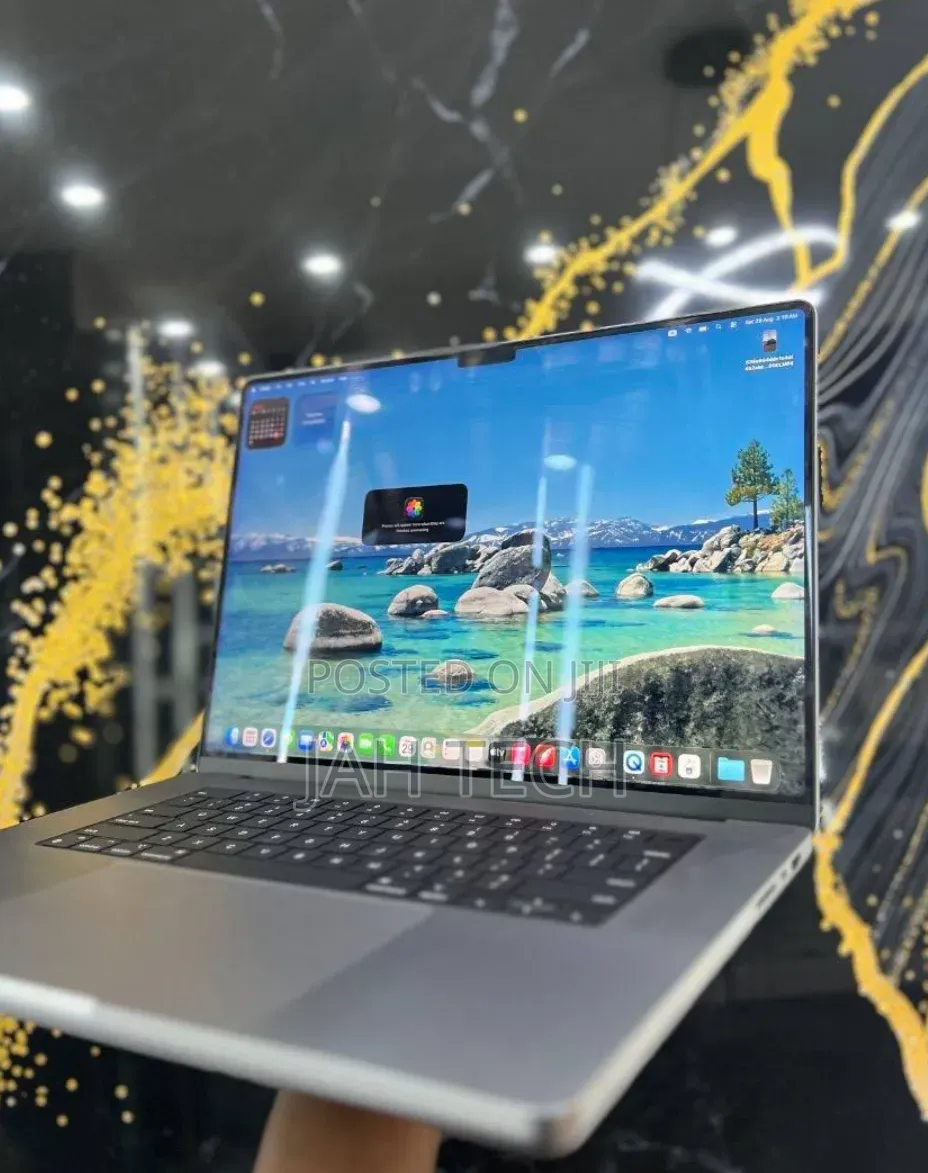 New Laptop Apple MacBook Pro 2021 M1 32GB Apple M1 Pro SSD 512GB