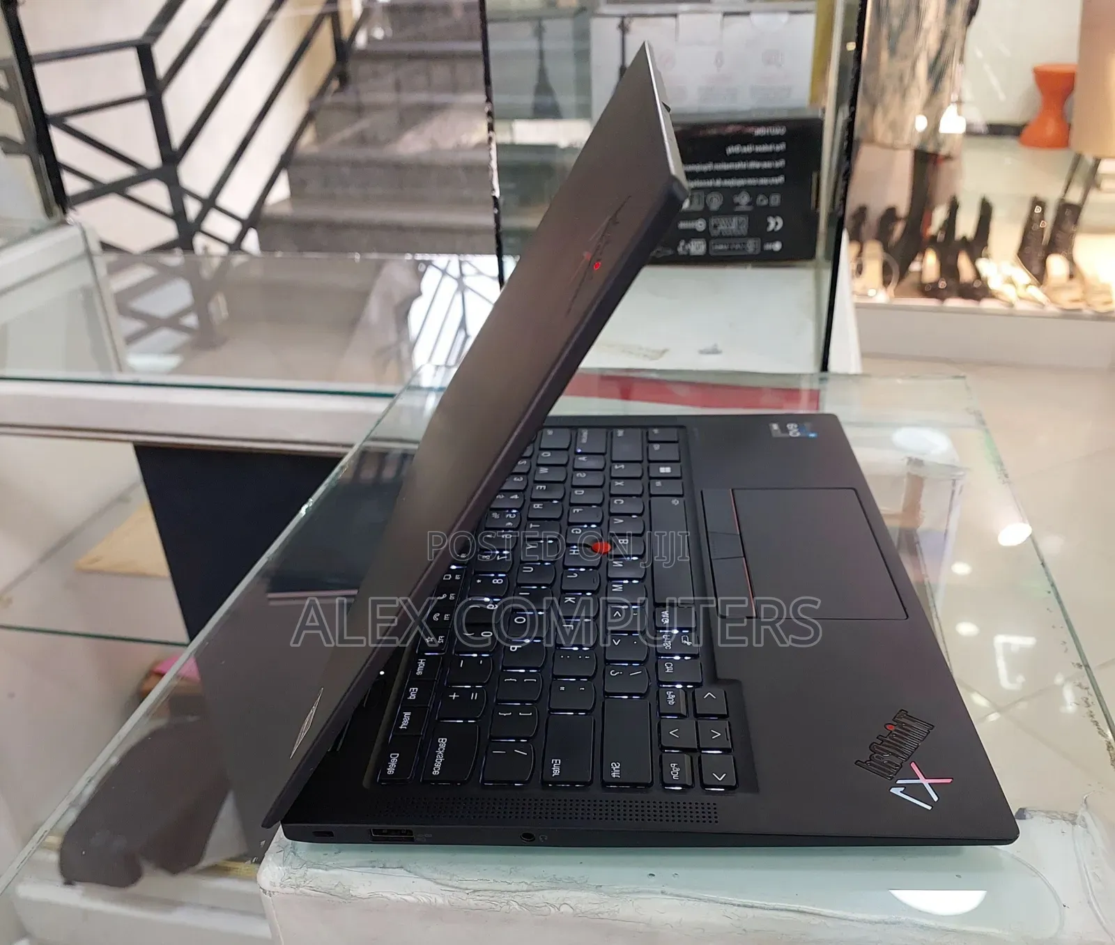 New Laptop Lenovo ThinkPad X1 Carbon 16GB Intel Core i5 SSD 512GB