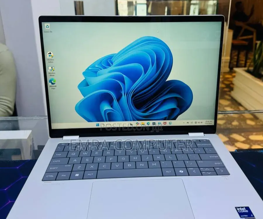 New Laptop HP 16GB Intel Core Ultra 7 SSD 1T