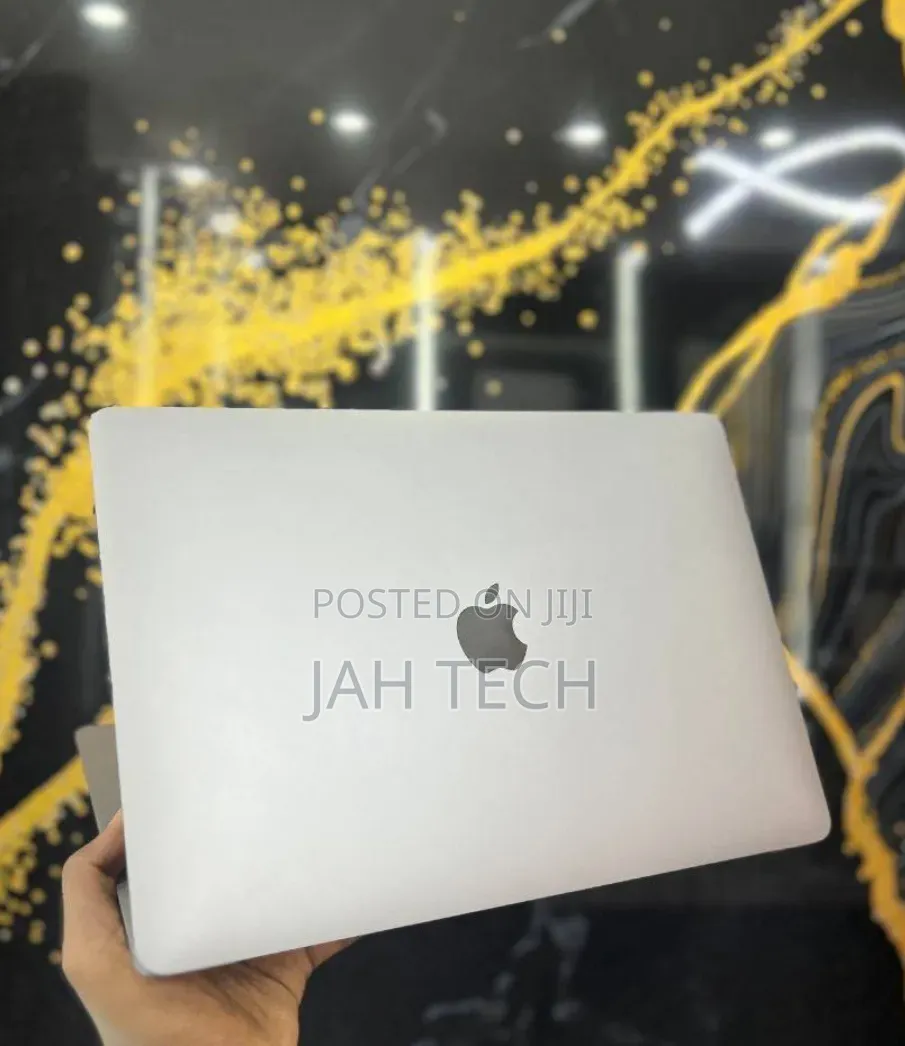 New Laptop Apple MacBook Air 2020 M1 16GB Apple M1 SSD 256GB