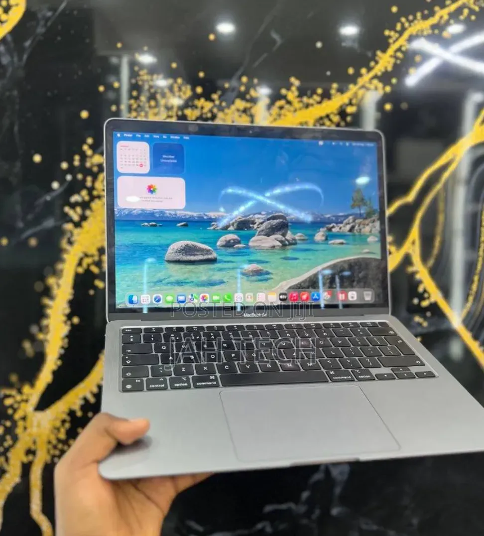 New Laptop Apple MacBook Air 2020 M1 16GB Apple M1 SSD 256GB