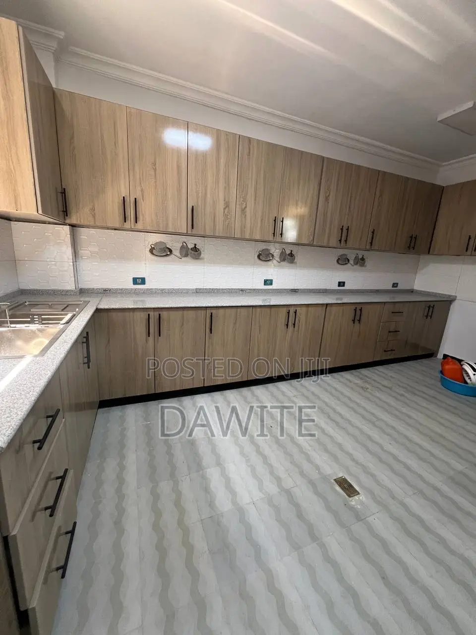 3bdrm House in Bole for sale