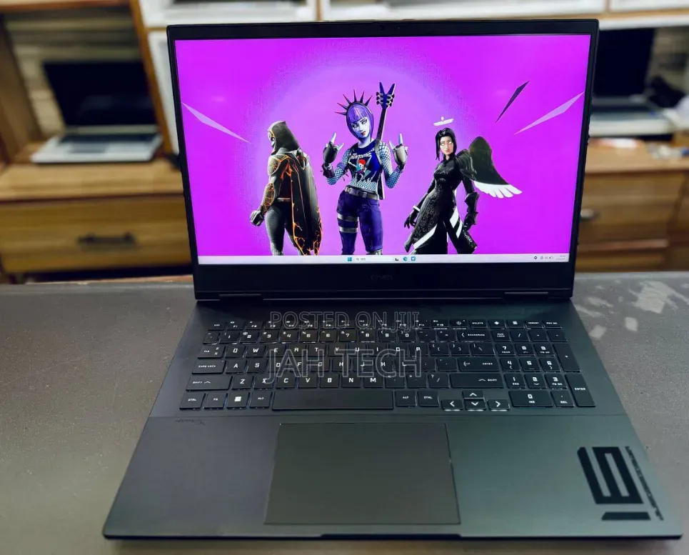New Laptop HP Omen 16 16GB Intel Core i9 SSD 1T