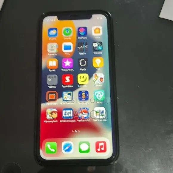 Apple iPhone 11 64 GB Gray